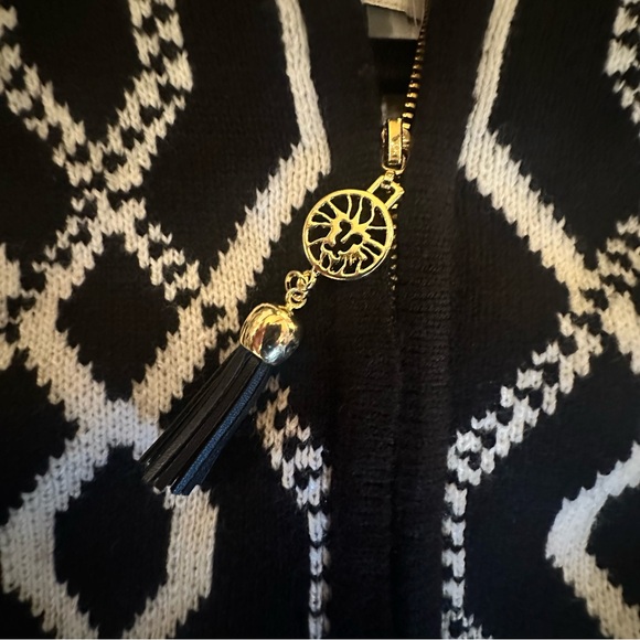 Anne Klein | NWT Soft Knit Cozy Zip Poncho - Size XL - Picture 9 of 13